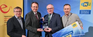 eNu-Geschäftsführer Herbert Greisberger, St. Pöltens Bürgermeister Matthias Stadler, LH-Stellvertreter Stephan Pernkopf und Ex-Fußballprofi Toni Pfeffer.