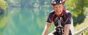 älterer Radfahrer