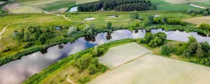 Landschaft mit Fluss