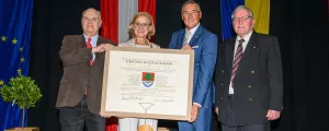 Bürgermeister a.D. Rolf Neidhart, Landeshauptfrau Johanna Mikl-Leitner, der amtierende Strasshofer Bürgermeister Ludwig Deltl und Altbürgermeister Herbert Farthofer.