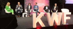 Moderatorin Sabine Kronberger, Gemeindebund-Präsident Johannes Pressl, Architektin Johanna Mayr-Keber, Vorstandsvorsitzender Anton Glasmaier (Beton Dialog Austria), Johannes Fechner und Architekt Ernst Rainer.