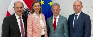 Gemeindebund-Präsident Johannes Pressl, Staatssekretärin Barbara Eibinger-Miedl, Finanzminister Markus Marterbauer und Städtebund-Generalsekretär Thomas Weninger