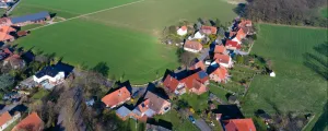 Blick auf ein Dorf