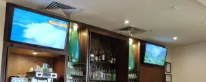 Fernseher in einer Bar