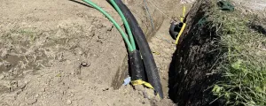 Grabungen für den Glasfaser/Breitbandausbau in Strasswalchen, Ortteil Ruckling