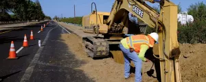 Baustelle mit Bauarbeiter
