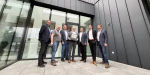Franz Horvath (Abwasserverband MiPiZiT), Roland Poiger (Amtsleitung Stadtgemeinde Oberwart), Christian Portschy (WVSB), Bürgermeister Georg Rosner, Andreas Schneemann (Energie Kompass GmbH), Matthias Lehner (Burgenland Energie) und Franz Wachter (WVSB) 