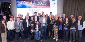 Die Preisträger mit Minister Peter Hanke