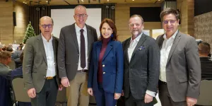 Gemeindebundpräsident Johannes Pressl. Der Salzburger Gemeindeverbandspräsident Manfred Sampl, Landeshauptfrau Karoline Edtstadler, Staatssekretär Josef Schellhorn und Bürgermeister Michael Obermoser aus Wald im Pinzgau.