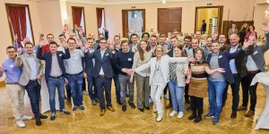 Jungbürgermeisterinnen und -bürgermeister mit Landeshauptfrau Johanna Mikl-Leitner