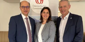 Gemeindebundpräsident Johannes Pressl, Eva Zirkler, Geschäftsführerin des GDA Amstetten, und Martin Leonhardsberger, Obmann des GVU Melk und Bürgermeister der Gemeinde Mank