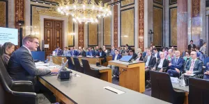 Eröffnung der Enquete durch Bundesratspräsident Markus Stotter.
