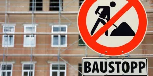 Schild "Baustopp"