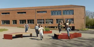 Schulmöbel