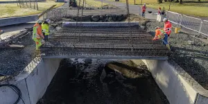 Verlegung einer Brücke