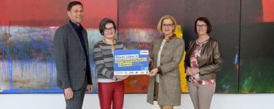 NÖ.Regional-Geschäftsführer Walter Kirchler, Sabine Bauer, Obfrau des Dorferneuerungsvereins „Mitten im schönen Sparbach“, Landeshauptfrau Johanna Mikl-Leitner und NÖ Dorf- und Stadterneuerungsobfrau Maria Forstner.