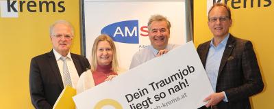 Der Kremser Bürgermeister Reinhard Resch, Christine Neudert (MSD Animal Health), Erwin Kirschenhofer (AMS Krems), Stefan Tollinger (Brantner Österreich) 