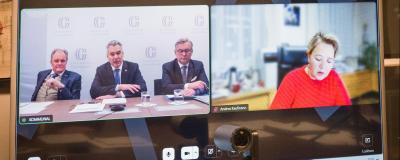 Gemeindebund-Vizepräsident Erwin Dirnberger, Bundeskanzler Karl Nehammer, Finanzminister Magnus Brunner und Andrea Kaufmann.