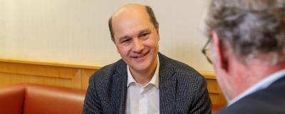 Johannes Pressl im Gespräch mit KOMMUNAL-Chefredakteur Hans Braun.