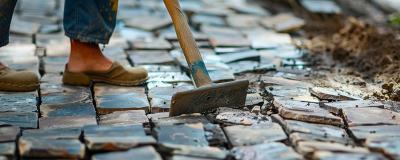 Pflastersteine werden entfernt
