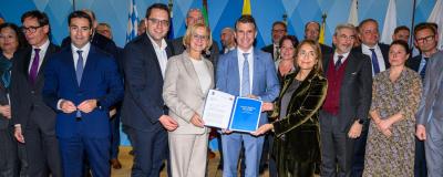 Insgesamt 74 Regionen unterzeichneten die Deklaration, die an die Vertreter der EU-Institutionen übergeben wurde.