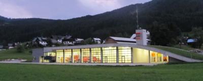 Foto vom neuen Gemeindezentrum Gosau