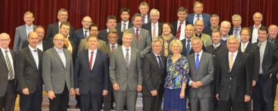 Österreichischer Gemeindebund auf Gruppenfoto im Ausland
