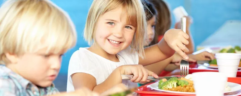 Kinder beim Essen
