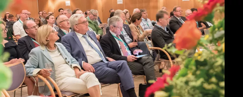 Riedl und Mikl-Leitner im Publikum