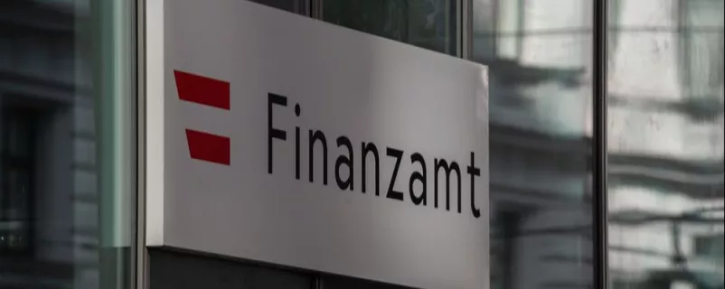 Schild Finanzamt