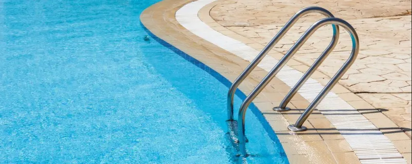 Schwimmbad
