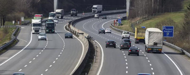Verkehr auf einer Autobahn
