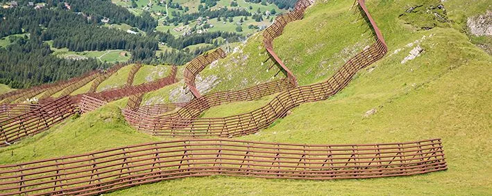 Lawinenschutzverbauung
