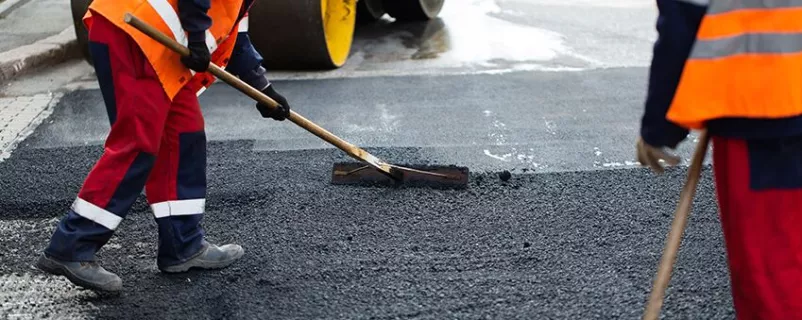 Straße wird ausgebessert-