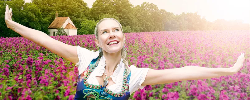 Frau im Dirndl