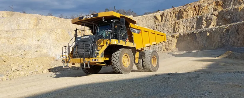 Cat Muldenkipper 775F