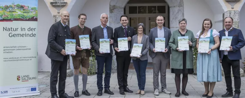 Natur in der Gemeinde-Urkunden Übergabe in Werfen