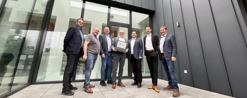 Franz Horvath (Abwasserverband MiPiZiT), Roland Poiger (Amtsleitung Stadtgemeinde Oberwart), Christian Portschy (WVSB), Bürgermeister Georg Rosner, Andreas Schneemann (Energie Kompass GmbH), Matthias Lehner (Burgenland Energie) und Franz Wachter (WVSB) 