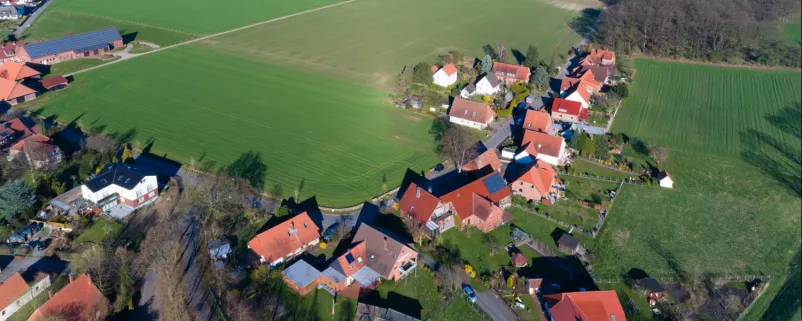 Blick auf ein Dorf