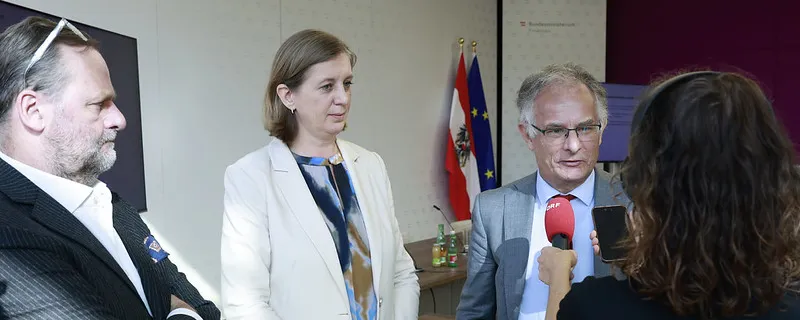 Sepp Schellhorn,  Barbara Eibinger-Miedl und Markus Marterbauer