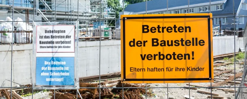 Schild Baustelle Betreten Verboten