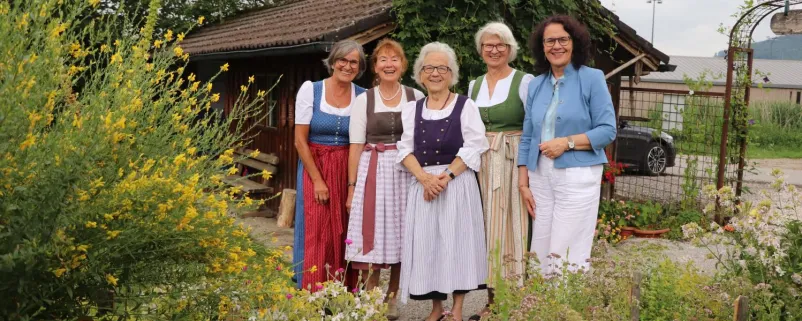 Maria Liebenwein, Romana Haderer, Frieda Aigner, Elisabeth Afik, Landesrätin Daniela Gutschi.