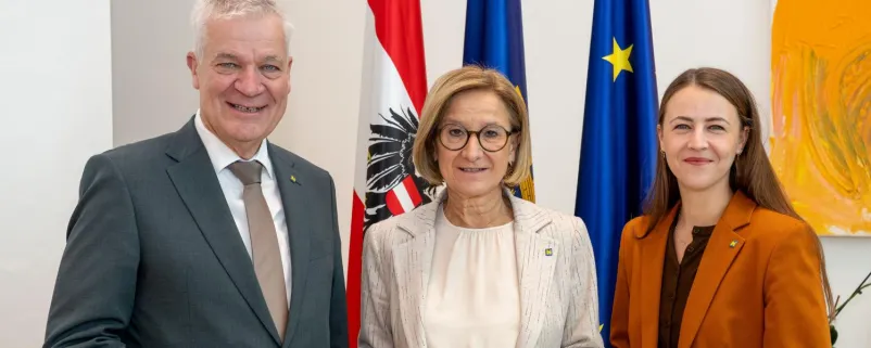 Landesrat Anton Kasser, Landeshauptfrau Johanna Mikl-Leitner und Bürgermeisterin Bernadette Geieregger