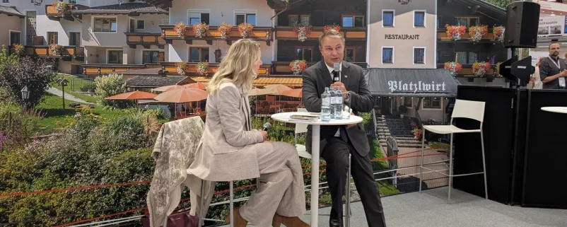 Andreas Babler mit Martina Klementin bei den Platzlgesprächen anlässlich der Kommunalmesse 2026 in Salzburg