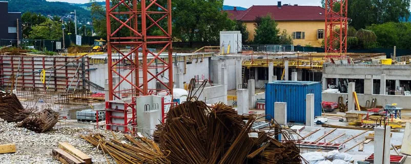 Baustelle in kleiner österreichischer Gemeinde