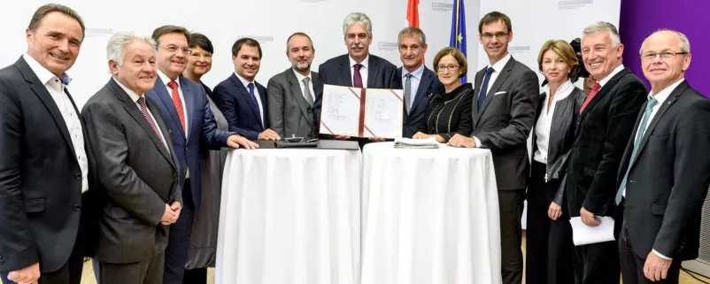 Österreichische Politiker auf einem Gruppenfoto