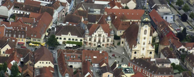 Blick von oben auf das Zentrum Hartbergs