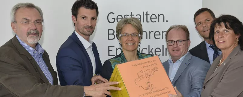 Gruppenbild bei der NÖ Regional