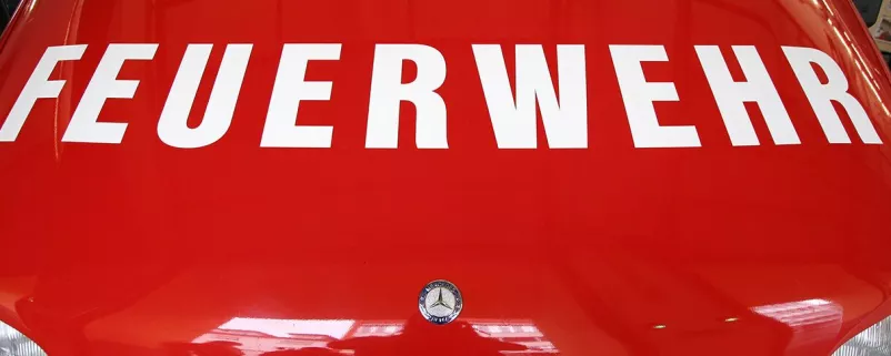 Aufschrift auf einem Feuerwehrauto