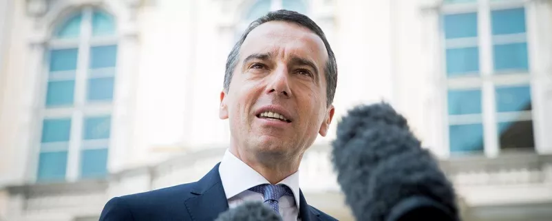 Kern bei Interviews vor Mikrofonen